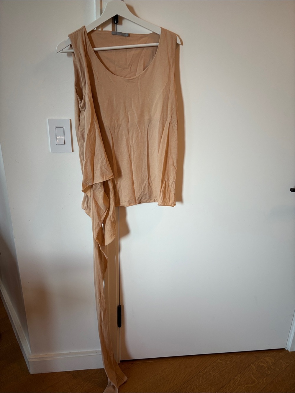 Tank Top with long shawl for draping